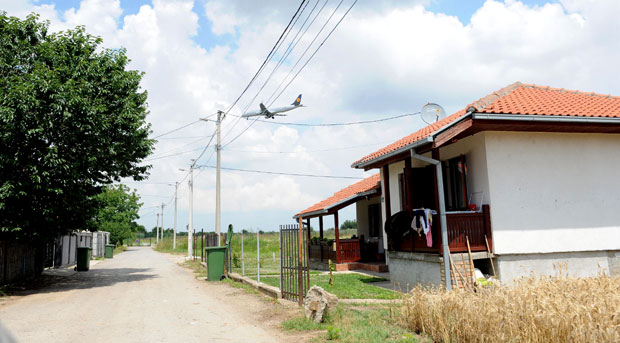 Ни рушења кућа, ни легализације